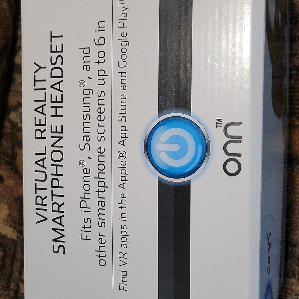 Virtual Reality Smartphone Headset - Picture 2 of 4